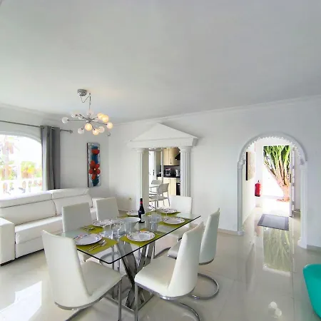 Palacio Galindo Villa Costa Adeje (Tenerife)